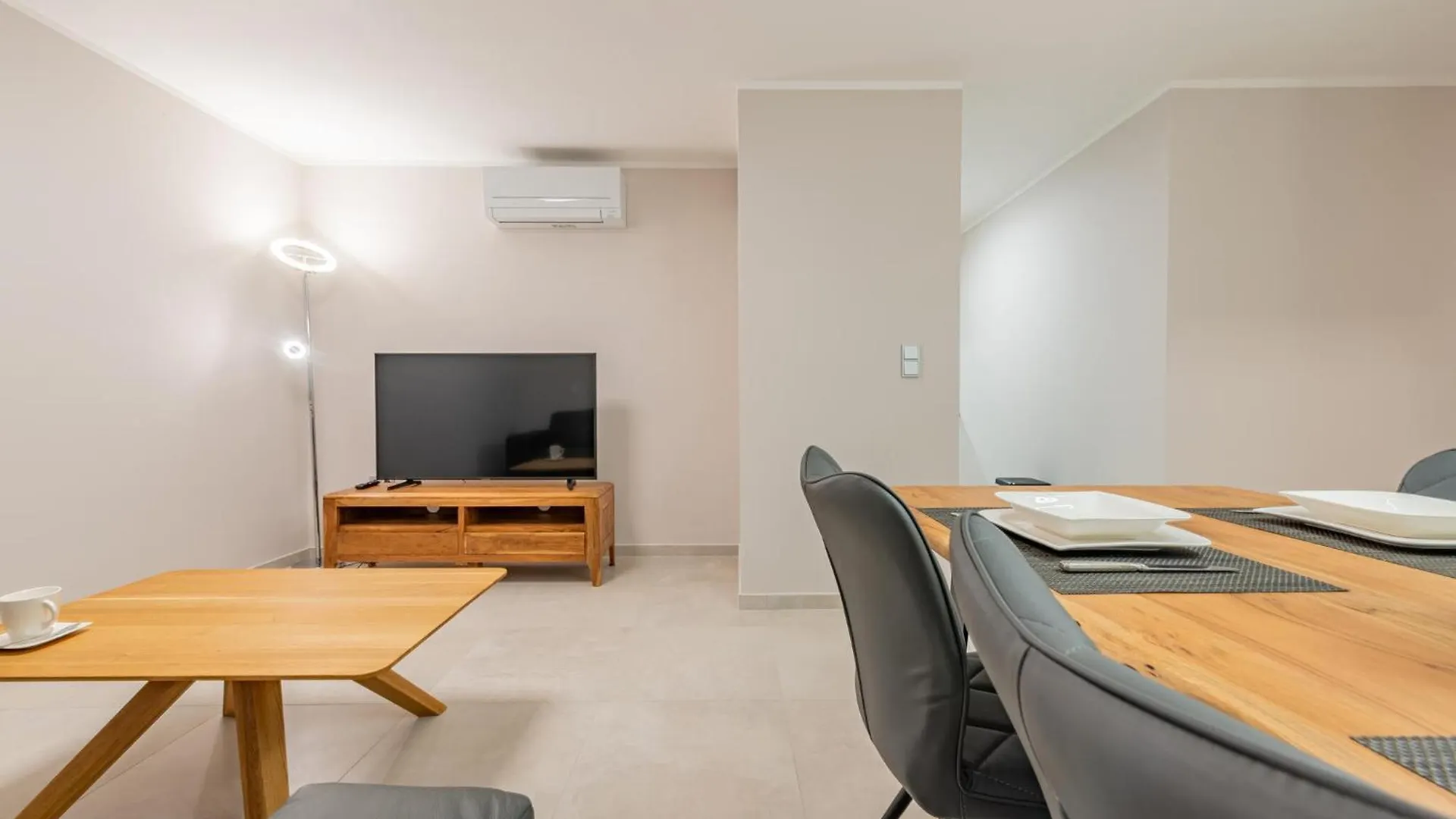 Stunning Apartment In Mrljane With Wifi 0*,