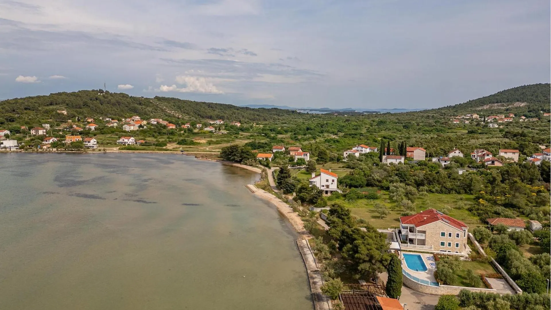 Stunning Apartment In Mrljane With Wifi